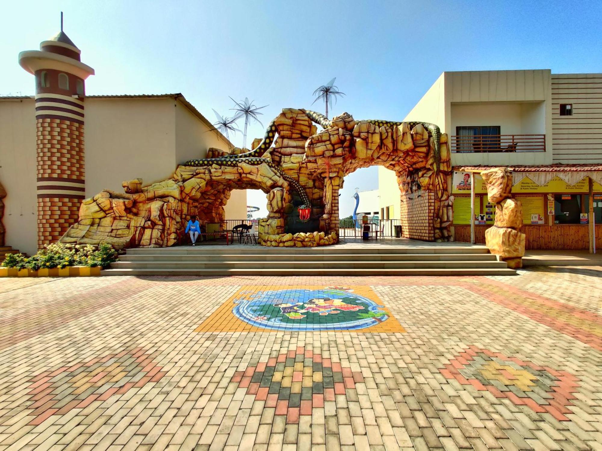 Wet N Wild Water Park & Resort Mendarda Eksteriør bilde